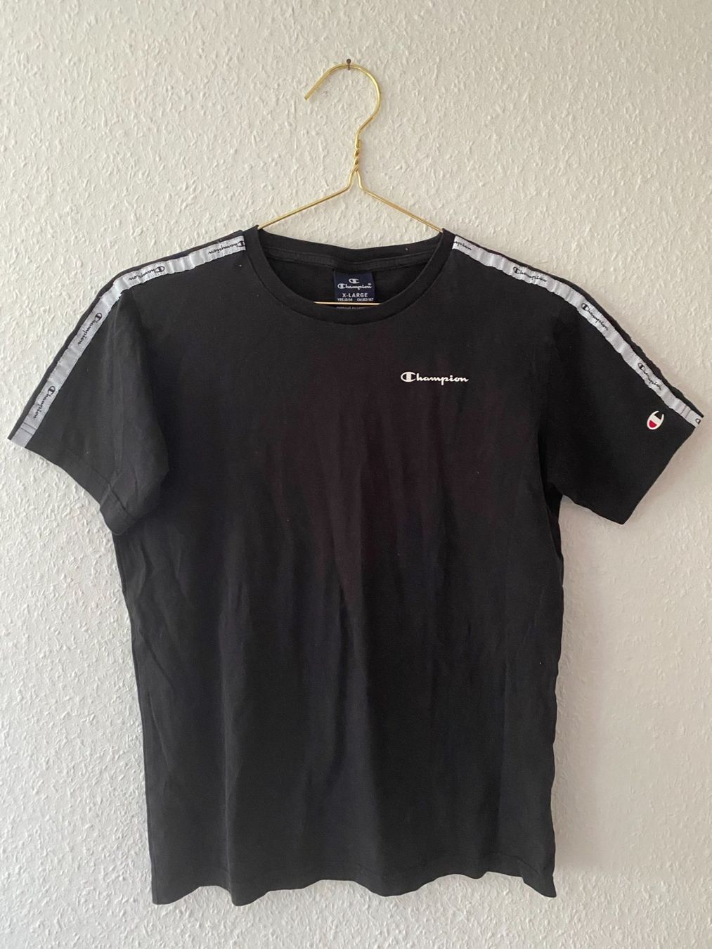 Champion T-Shirts: Original CHAMPION T-Shirt in Gr. S – Neu (gemäss Beschreibung) aus Stetten SH von bijoux18