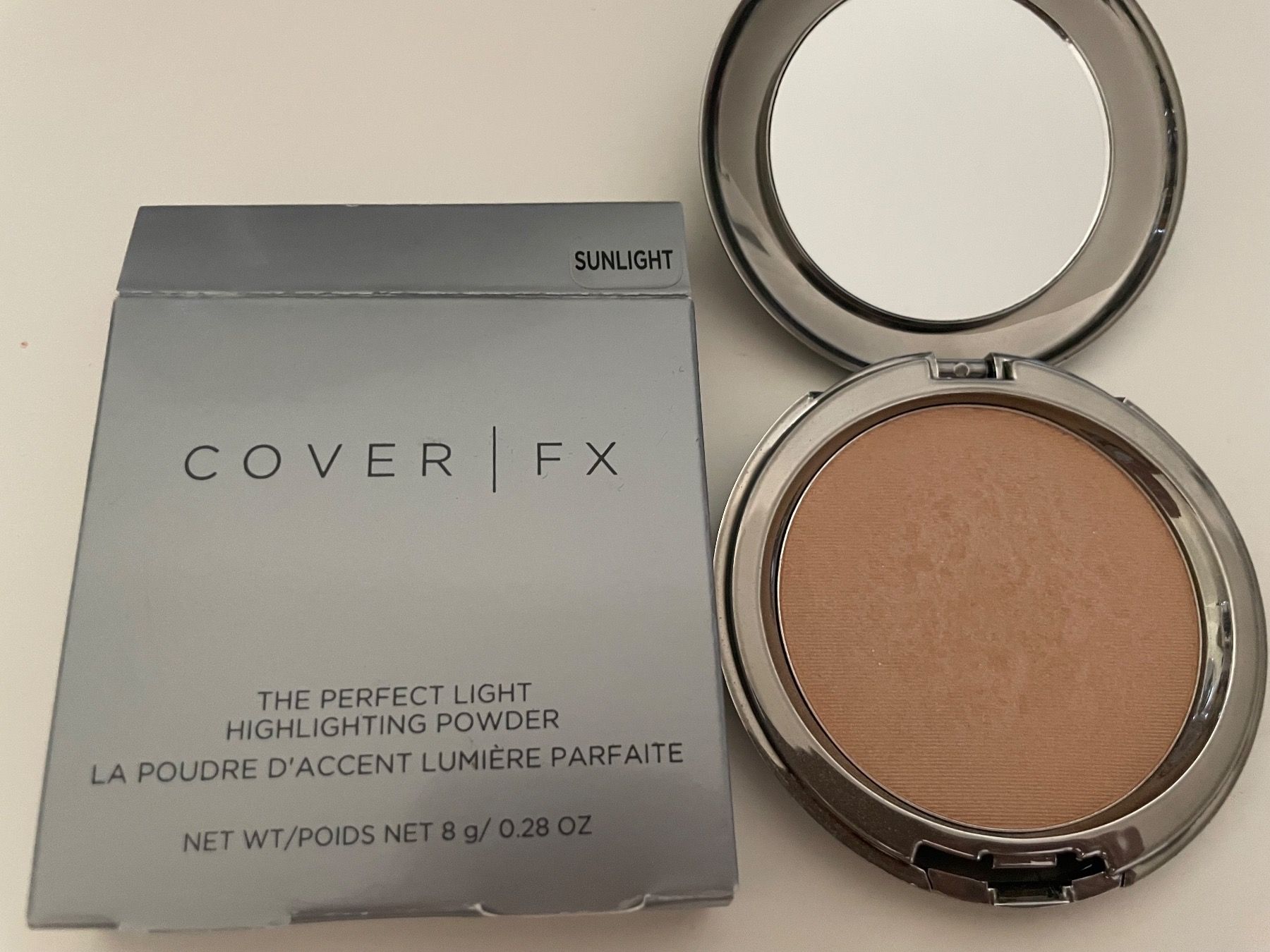 Make-up: COVER FX THE PERFECT LIGHT HIGHLIGHTING POWDER SUNLIGHT – Usato da Zürich venduto da deruja