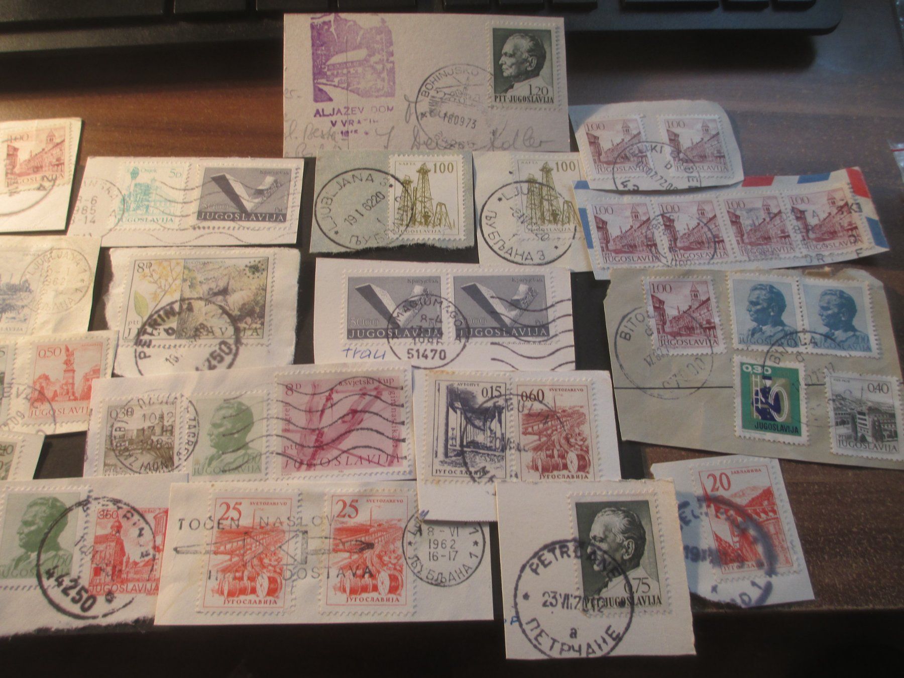 Alle Briefmarken: Briefmarken auf Papier Jugoslawien – Gebraucht aus Hasle LU von Flamme6
