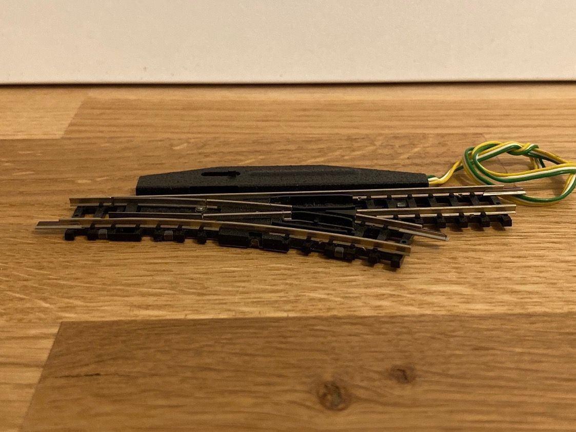 Trix Modellini di ferrovie: Minitrix 14963 Weiche Rechts 30°/24° – Usato da Schlierbach venduto da Look8