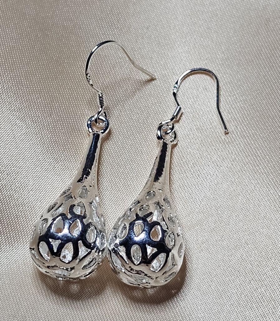 Orecchini pendenti & Orecchini a lobo: Elegante Ohrringe, versilbert – Nuovo (secondo la descrizione) da Grenchen venduto da maretop 1