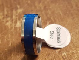 Ring Edelstahl royal blau 18=56,5, silberfarben, glänzend