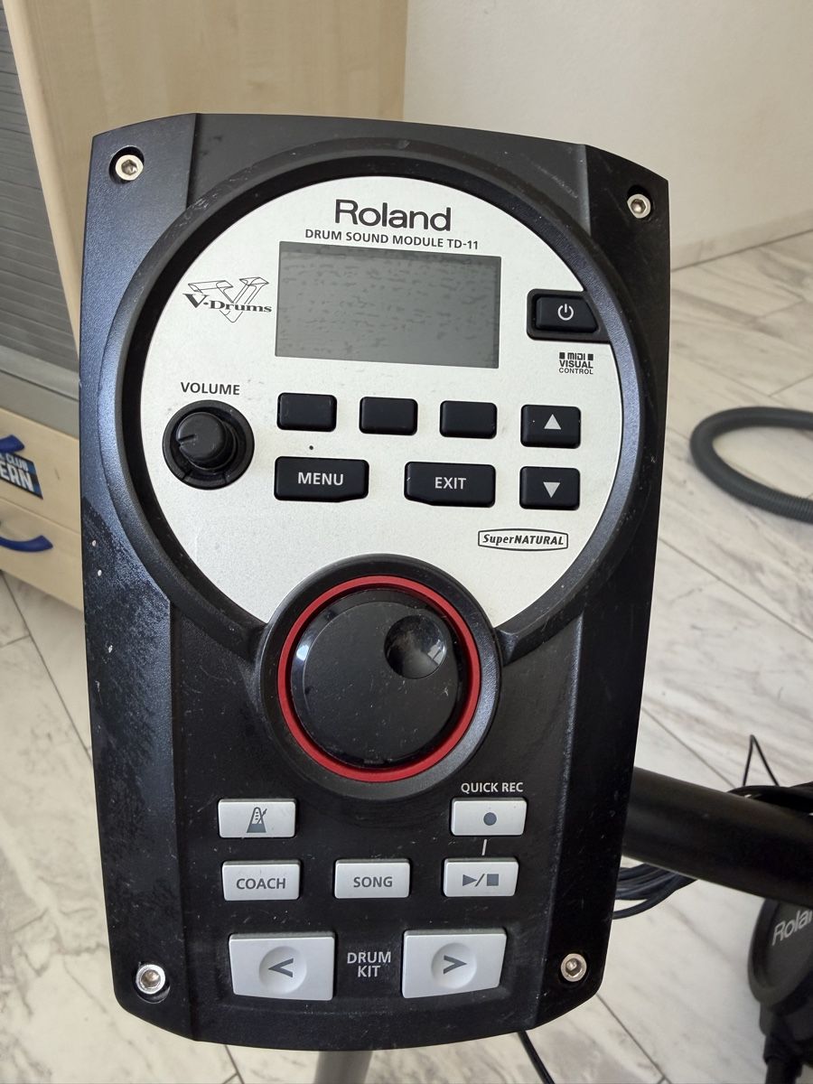 Strumenti musicali: Elektronisches Schlagzeug Roland – Usato da Derendingen venduto da Dominiquexo02 2