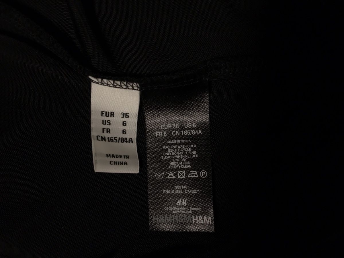 H&M Kleider: H&M by Madonna Kleid – Gebraucht aus Niederuzwil von nic_qjk5 3