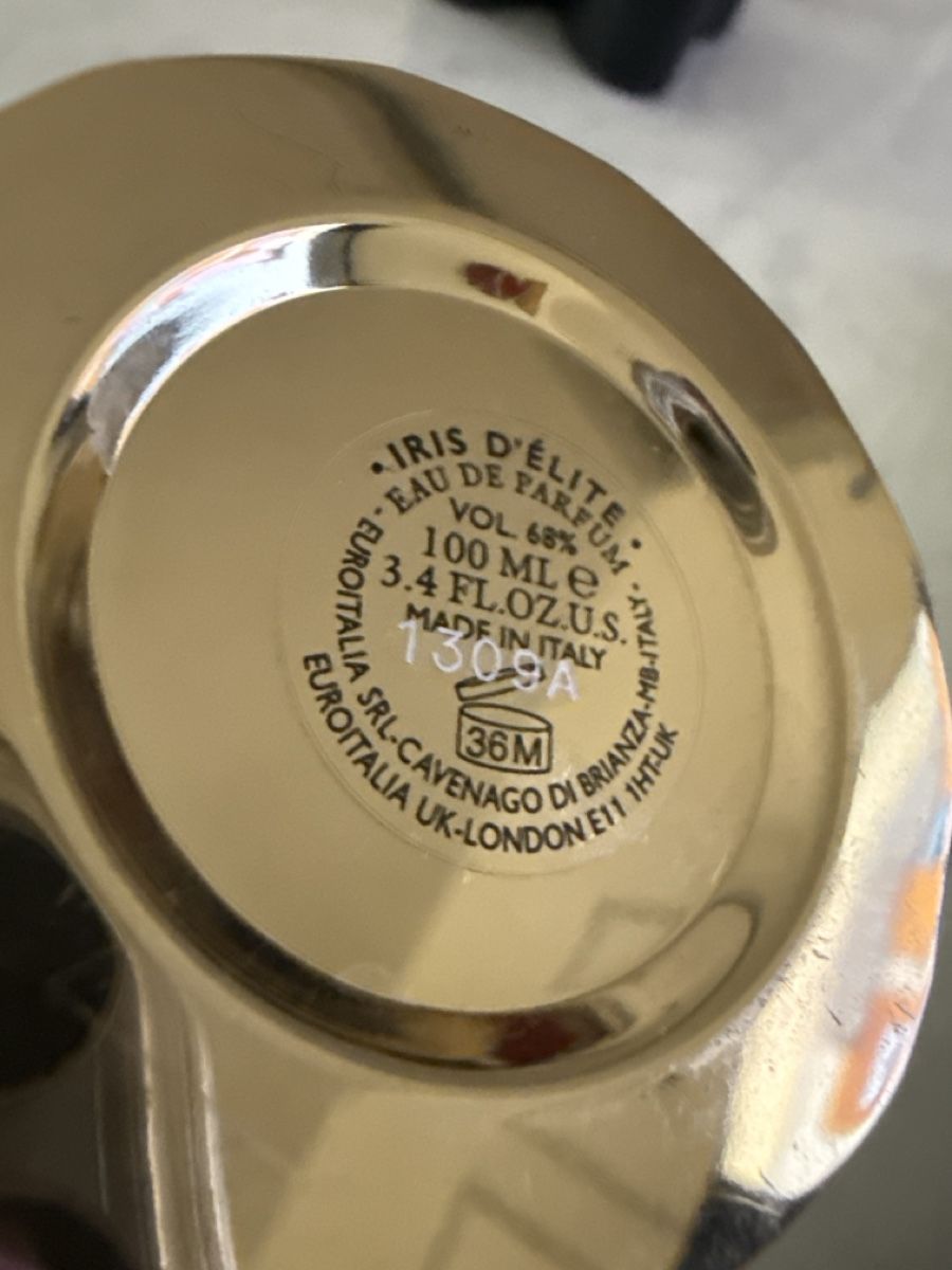 Versace Profumi & Eau de Toilette: Atelier Versace IRIS D'ÉLITE – Usato da Zürich venduto da ron_r2zt 2