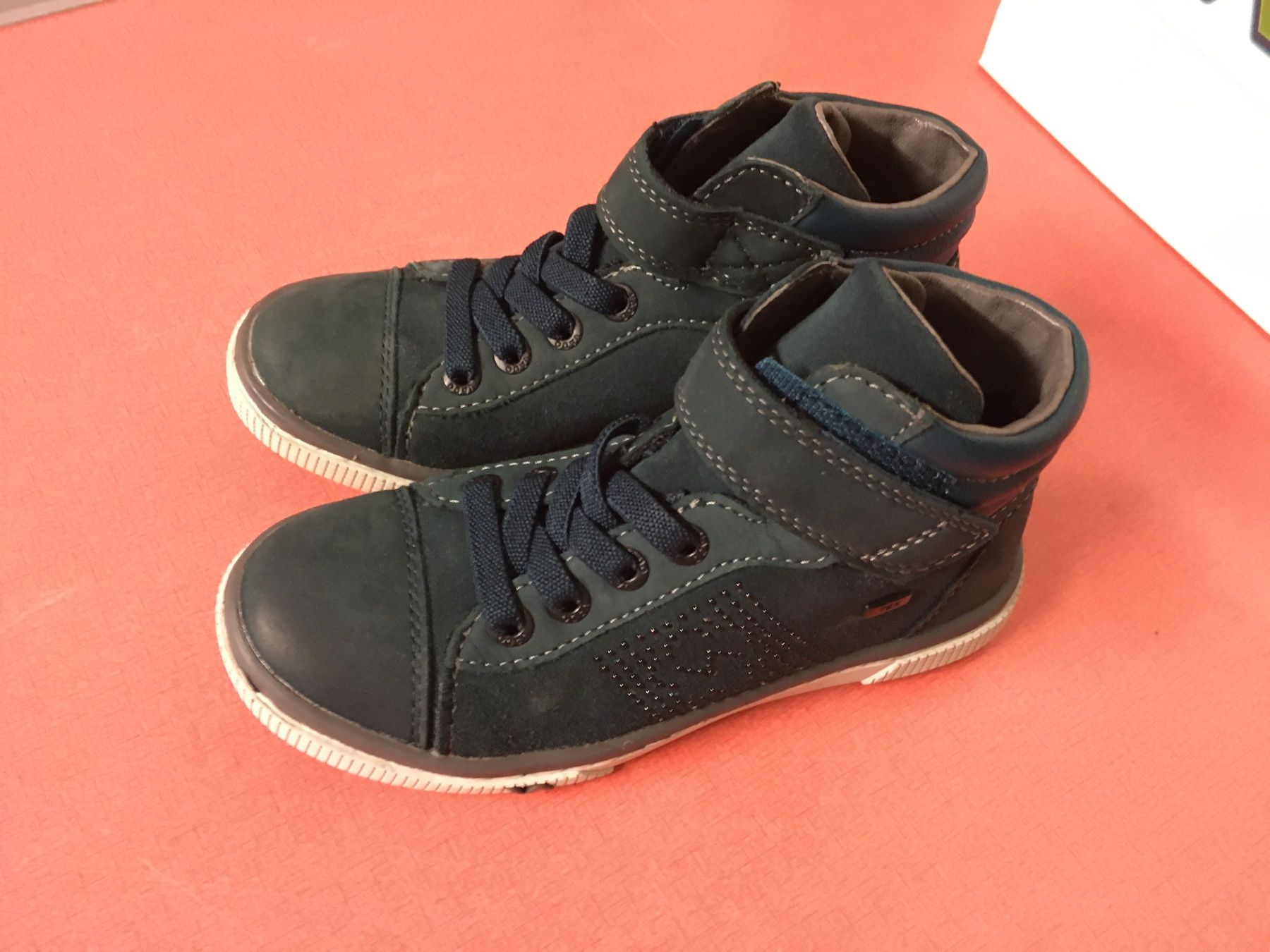 Chaussures garçon: Kinder Schuhe Wado Lino Grosse 29 – D'occasion à Lanzenhäusern par vic63 2