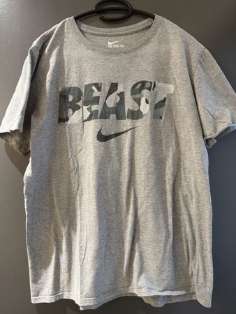 Herren T-Shirt Nike grau "Beast" Grösse L