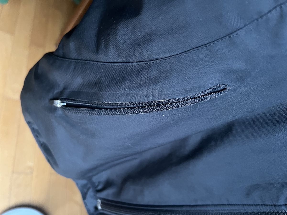 Giacche: Asics Jacke – Usato da Zürich venduto da bru12 3