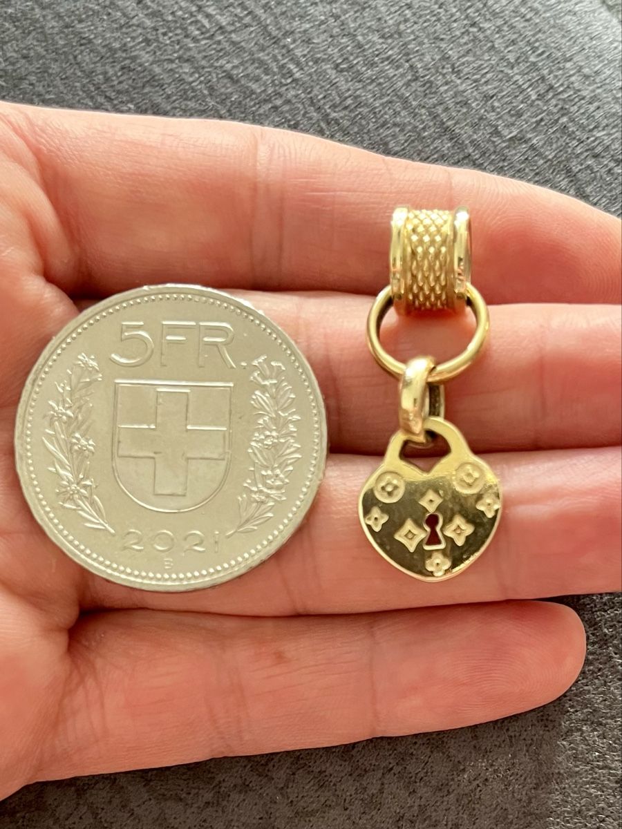 Ciondoli: Pendentif d’or 4.126 Grammes  – Usato da Châtelaine venduto da imi55imi