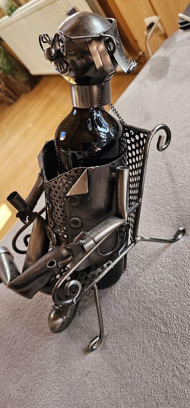 Tutte le decorazioni: Metall Flaschenhalter Mann im Liegestuhl Deko – Usato da Ferden venduto da jemyce 1
