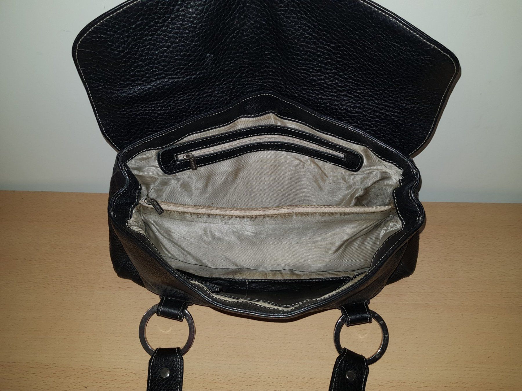 Navyboot Taschen für Damen: Navyboot Leder Handtasche – Gebraucht aus Basel von Birs868 5