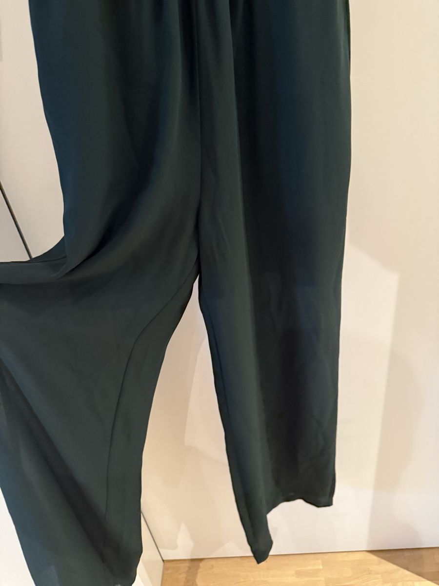 H&M Tute: H&M Jumpsuit, Gr. 34 – Usato da Volketswil venduto da habibeoez 2