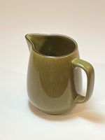 1L - Rössler - Krug olivgrün /  Pot vert olive