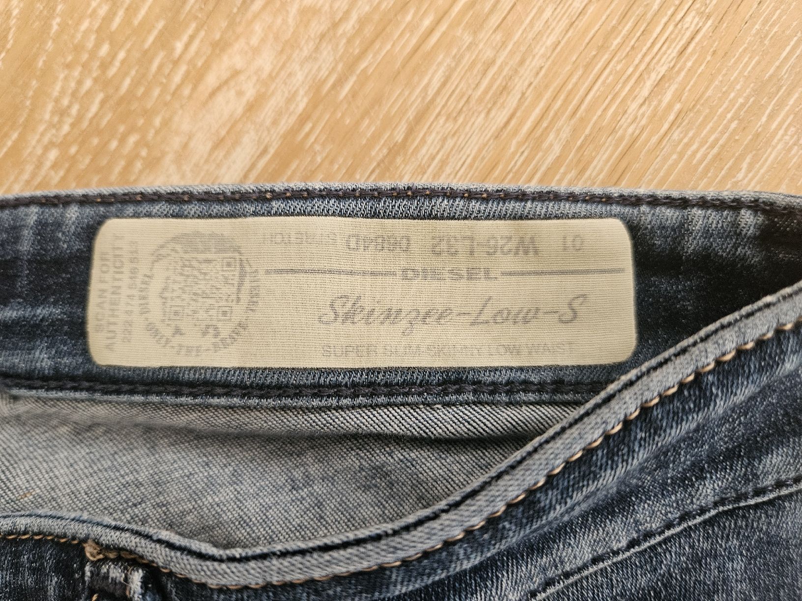 Diesel Jeans: Diesel Jeans Damen – Usato da Widnau venduto da niccli 3