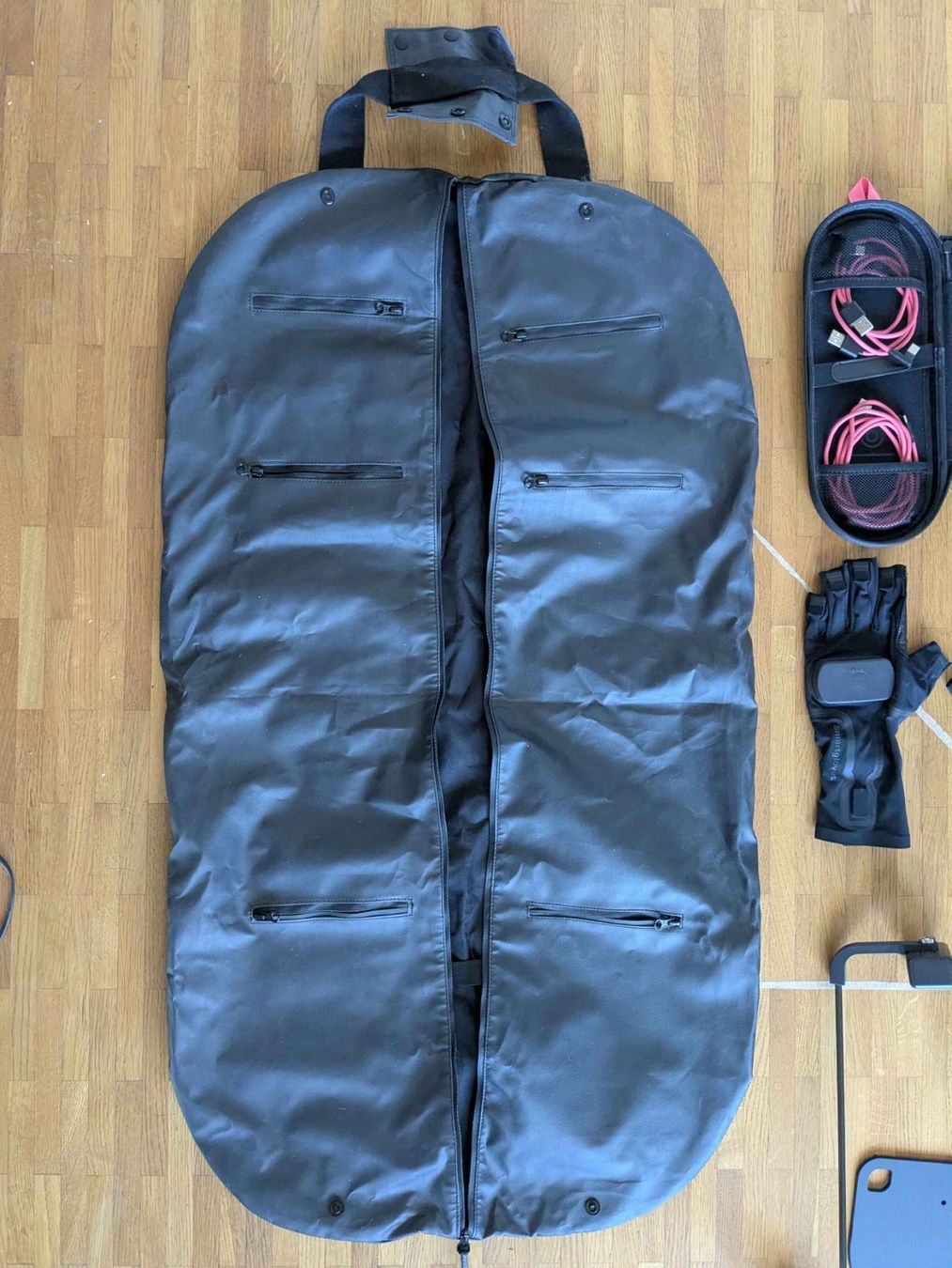 Anzüge, Sport- & Funktionsanzüge: Rokoko Smartsuit 2 mit Fingertracking – Gebraucht aus Nottwil von fot_hjp5 2