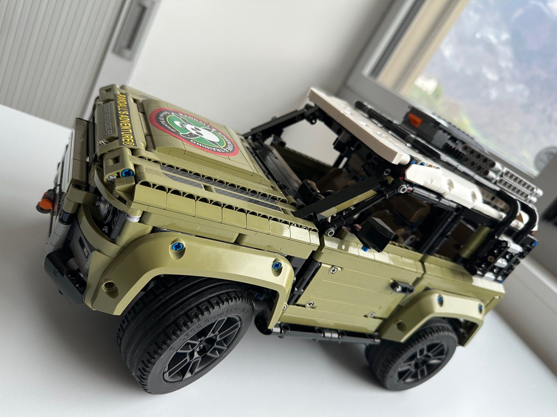 Lego Kit di costruzioni: Lego Technic Land Rover Defender 42110 - mit Bauanleitung – Usato da Mels venduto da har_2ybg
