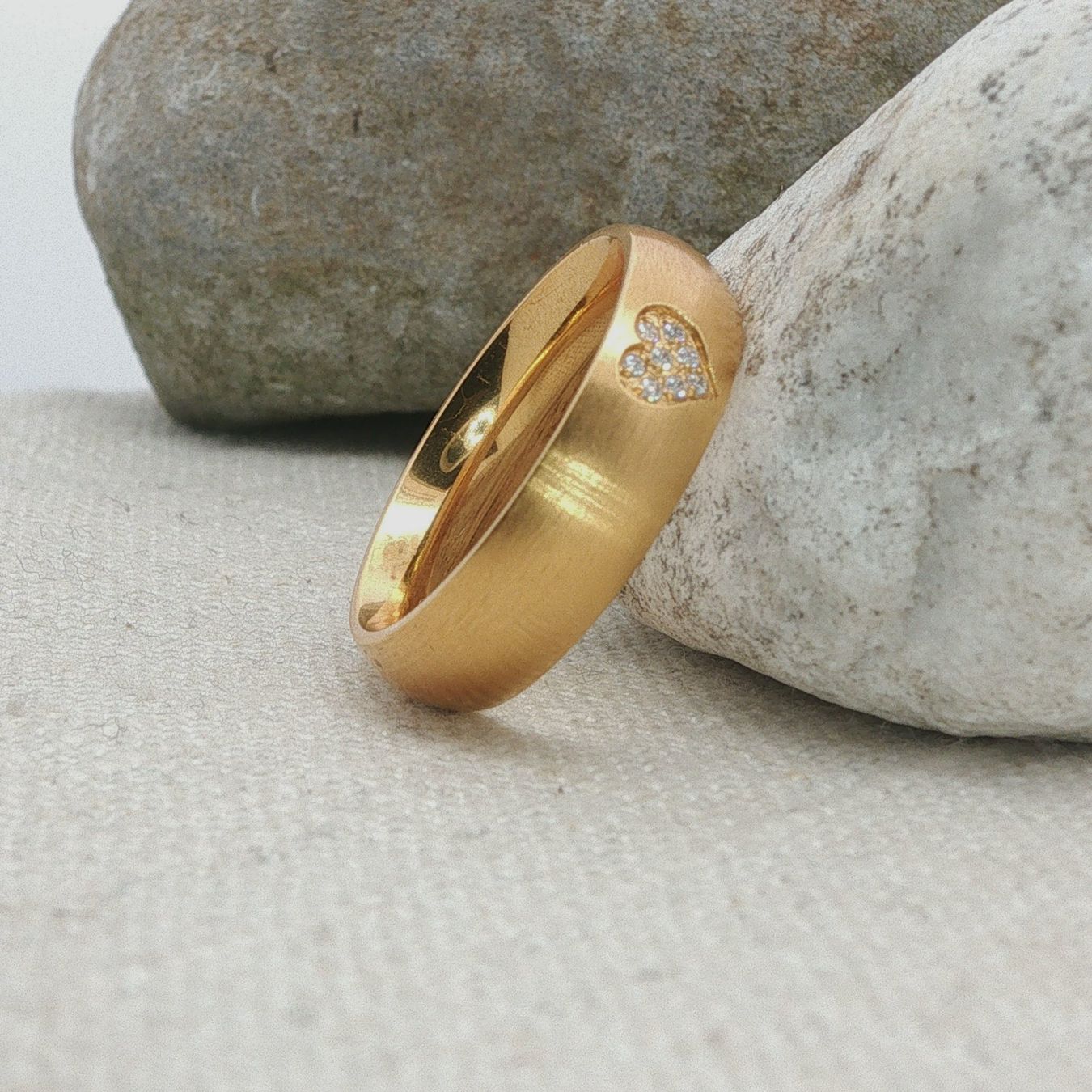 Olga Ribler Bagues: Edelstahl 6 mm  Ring mit Herz Ringgrösse 56 – Neuf (Voir description) à Luzern par Schmuckoutlet 5