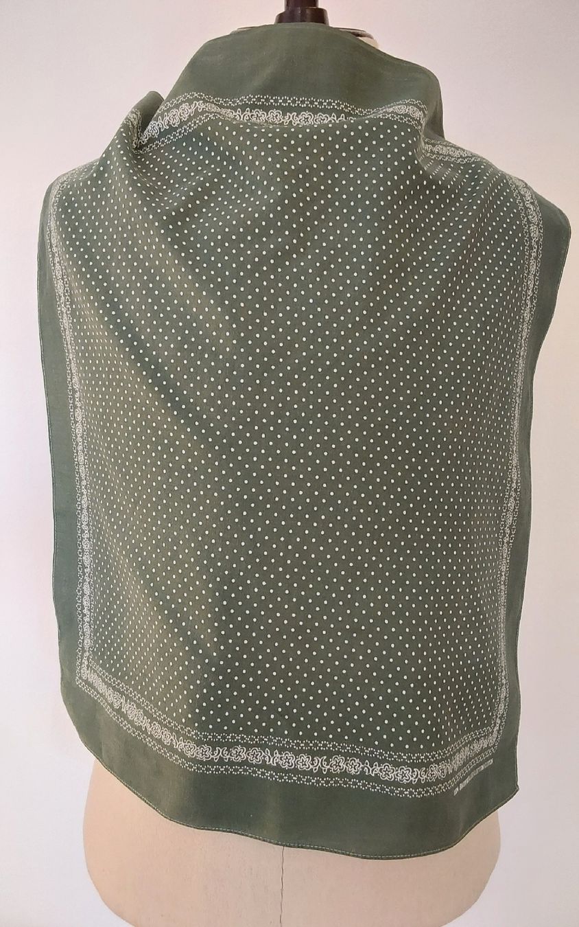 Foulard & Sciarpe: Baumwolltuch quadratisch grün – Nuovo (secondo la descrizione) da Köniz venduto da scopello12 2