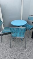 Schaffner Tisch mit 3 Stühlen