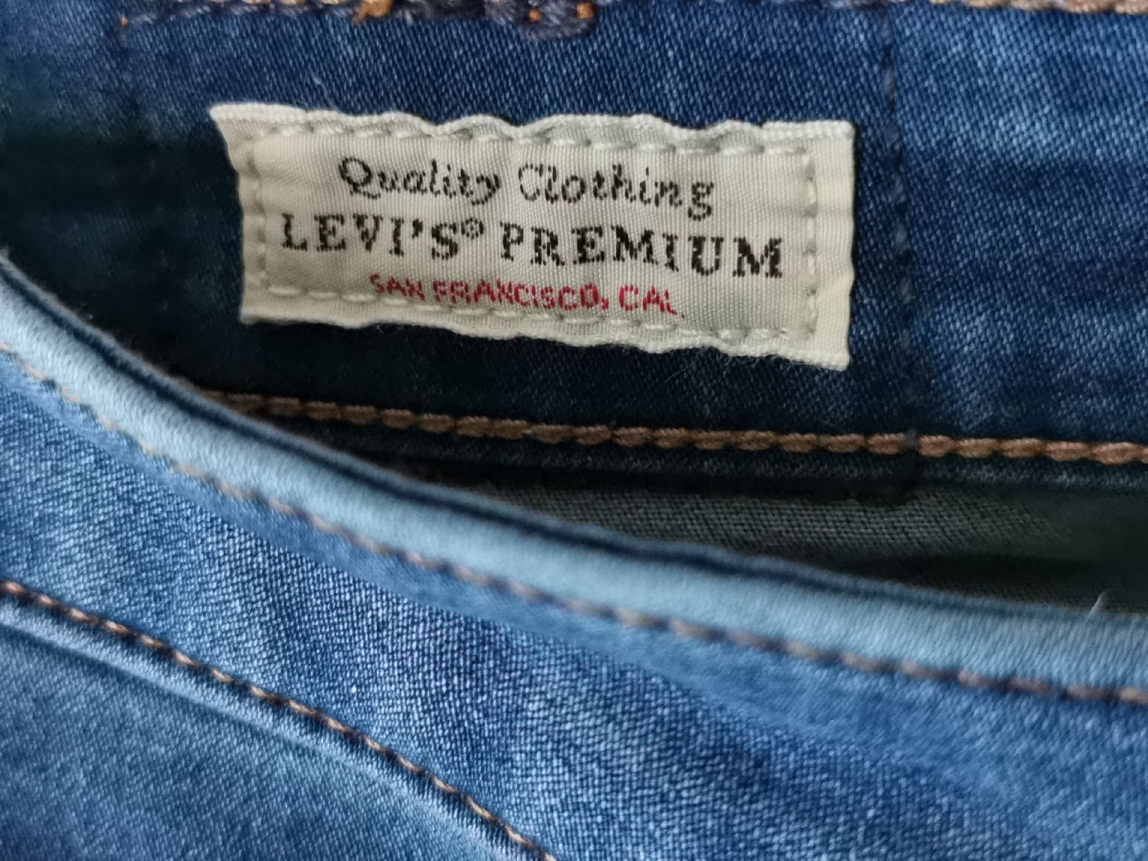 Levi's Jeans: Lewis Damen Jeans – Nuovo e nell'imballaggio originale da Schlieren venduto da vlalif 4