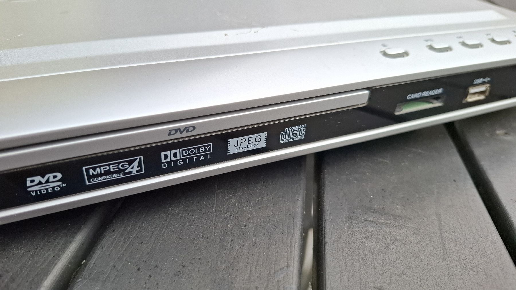 Lettore multimediale & Streamer: Standard DVD Player SR-9070 USB -  – Usato da Watt venduto da Gubrist 2