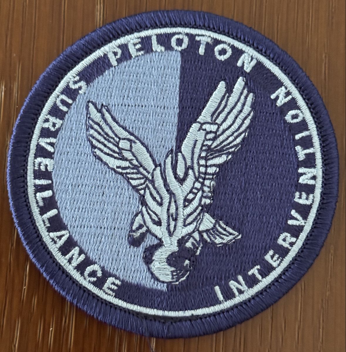 Placchette & Badge: Badge - PSIG – Nuovo e nell'imballaggio originale da Genève venduto da CollectorComp