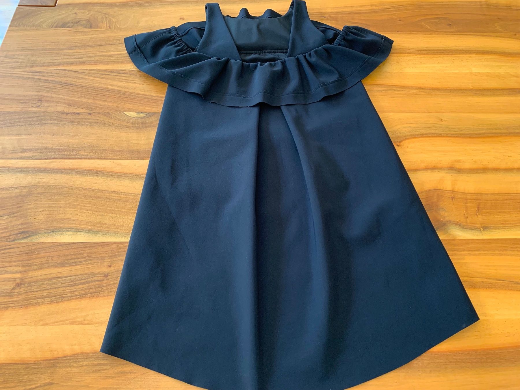 Pinko Vestiti: Pinko Kleid extravagant schwarz Gr. 34 – Nuovo (secondo la descrizione) da Meiringen venduto da tonicandgin 3