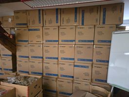 Riesen Posten Einwegmasken 2,3 Millionen Stück neu ab 11000.