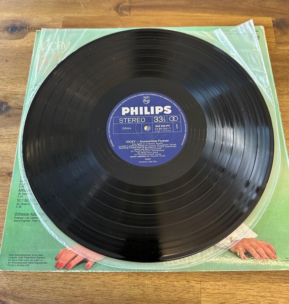Schallplatten: Vicky Summertime Forever 1968 – Gebraucht aus Belp von B7L0 3