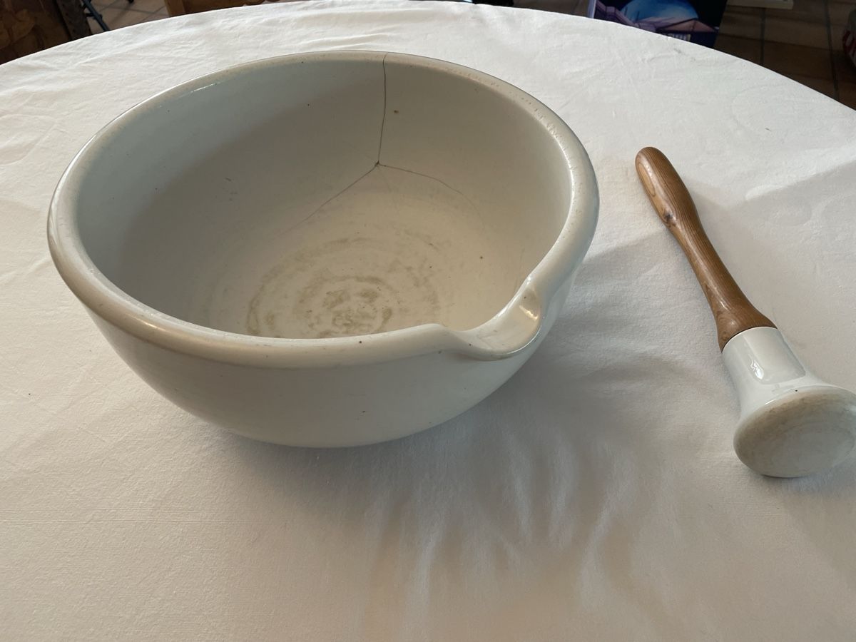 Sonstiges für das Kochen & Backen: Porzellan Mörser – Gebraucht aus Chur von Tobina 2