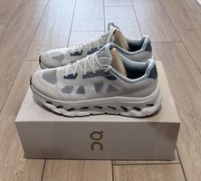 On Cloudtilt remix sneakers 42,5 neuves