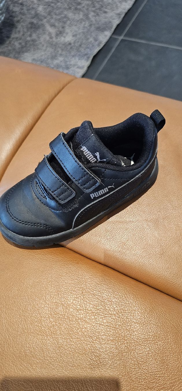 Puma Schuhe für Jungen: Puma Schuhe Gr.24 – Gebraucht aus Gampel von furrerj 1