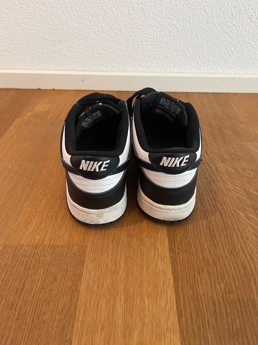 Nike Damenschuhe: Nike Dunk Low Panda – Gebraucht aus Sachseln von xanasia 2