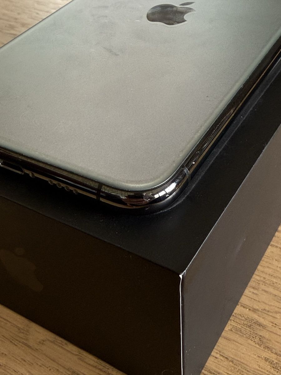 Apple Telefoni cellulari / Smartphones: iPhone 11 Pro Max 256gb – Usato da Versoix venduto da TneC 2