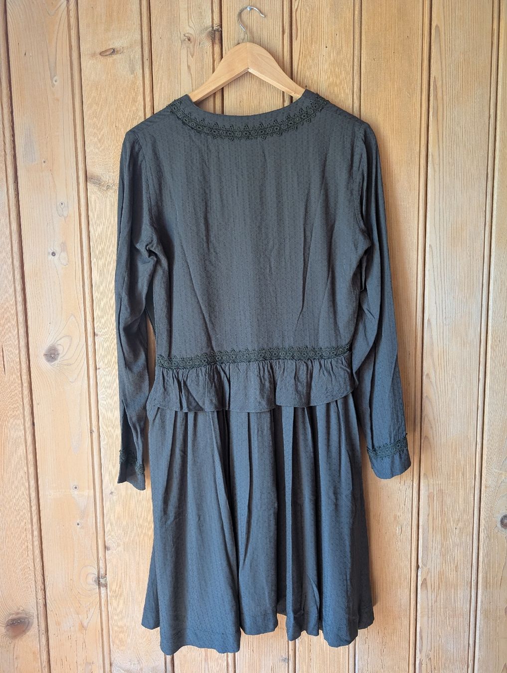 Vestiti: Robe vert kaki Karl Marc John Taille S – Nuovo (secondo la descrizione) da Château-d'Oex venduto da coraynaud96 4