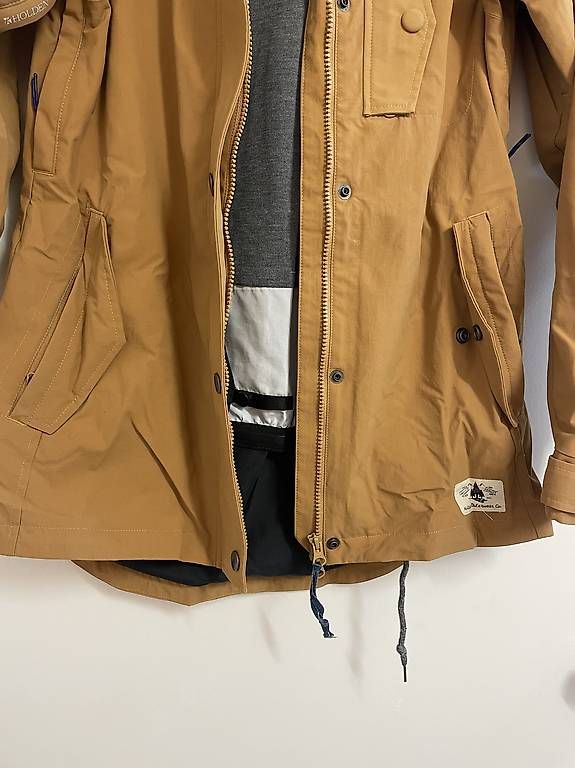 Giacche: Ski-/Snowboardjacke Marke Holden – Usato da Luzern venduto da larissahaas 1