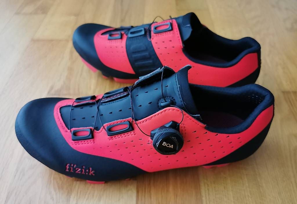 Fizik Scarpe da uomo: Veloschuhe gr. 41.5 – Nuovo (secondo la descrizione) da Oberbüren venduto da Lupo_7kxf
