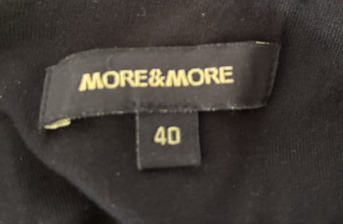 Top: Top More&More Gr.40 – Usato da Luzern venduto da sumsili 2