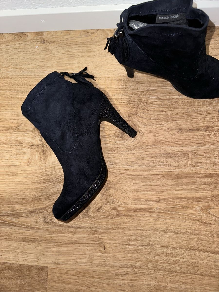 Scarpe da donna: Marco Tozzi Stiefelette Grösse 42 – Nuovo (secondo la descrizione) da Triengen venduto da cpm_hxf6 1