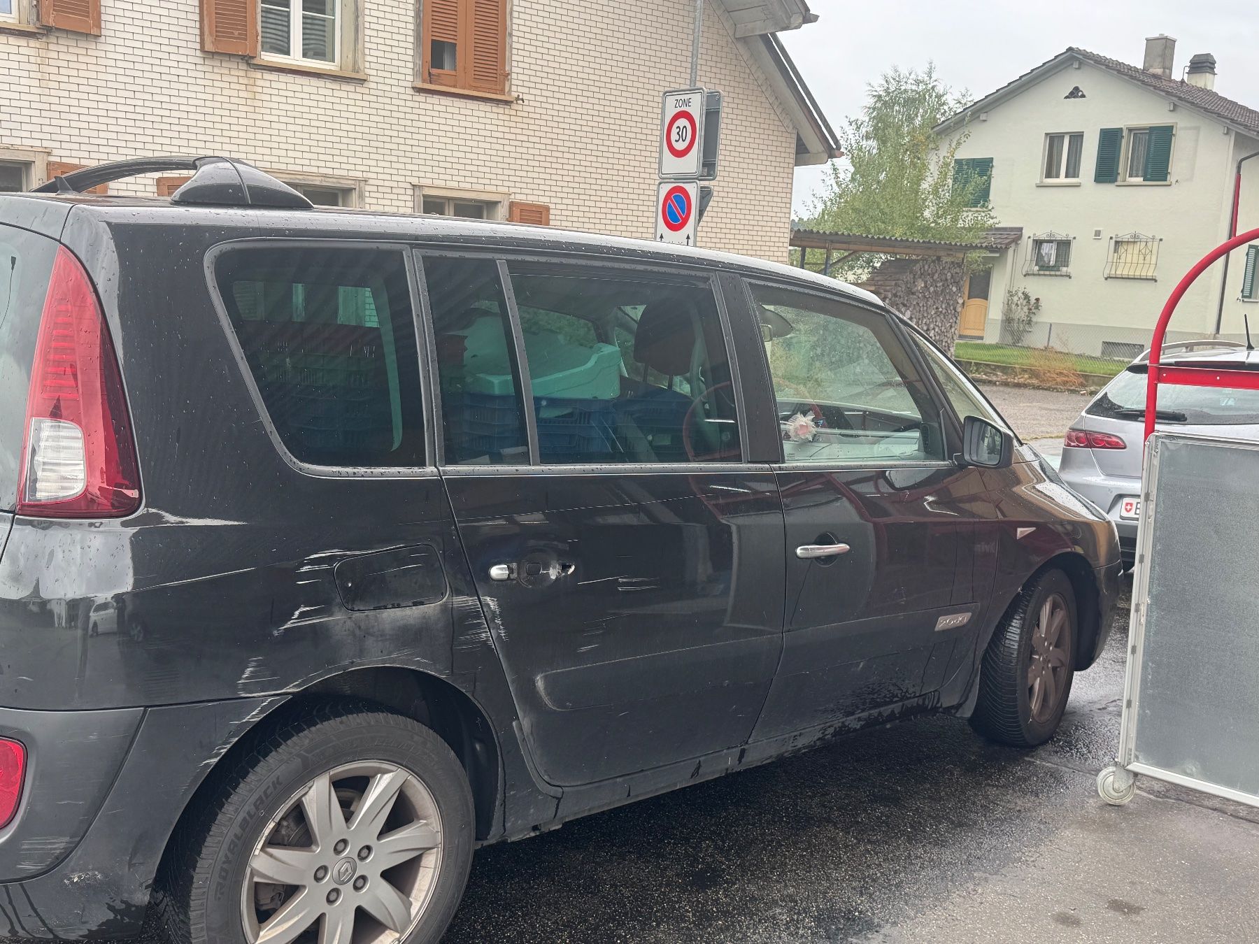 Renault Automobili: Renault Espace minivan black, used, good condition – Usato da Herzogenbuchsee venduto da snowhard 1