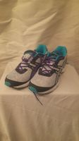 Asics Gel T1J6N, Pointure 40, parfaites pour le printemps!