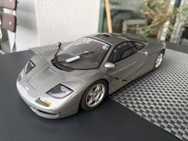 Mc Laren F1 - 1/12 - Paul’s Model Art (Minichamps)