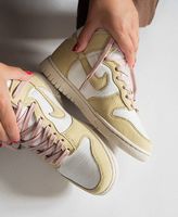 WMNS Nike Dunk High LX Team Gold