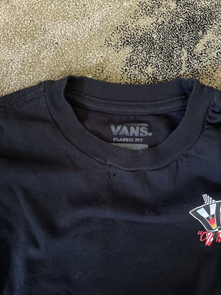Vans T-Shirts: Vans OfftheWall Shirt / Schwarz / 4Y – Gebraucht aus Zollikon von JuRock 1