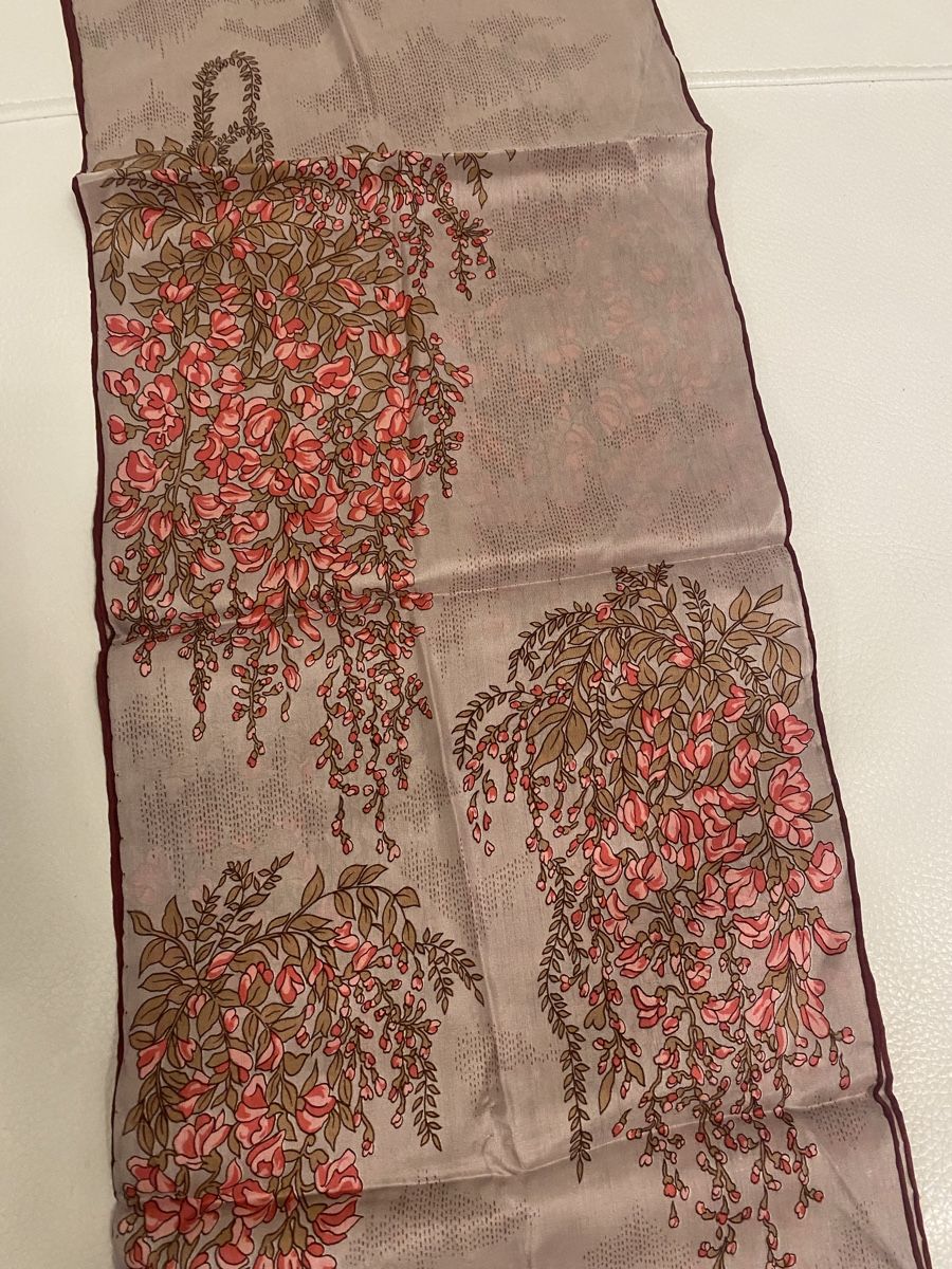 Foulard & Sciarpe: Seiden Schal 🌸 – Usato da Opfikon venduto da Luis144 3
