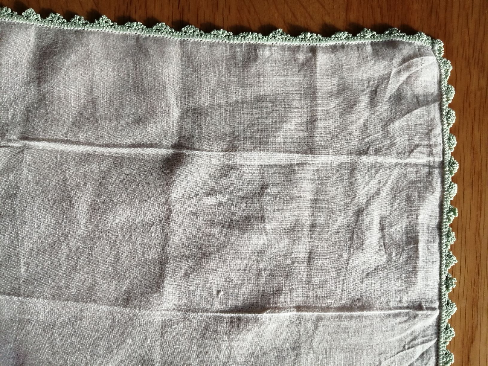 Altro in  Abbigliamento & Accessori: 2 Nastücher mit Häckelspitzen, Vintage  – Usato da Honau venduto da holunder3 5