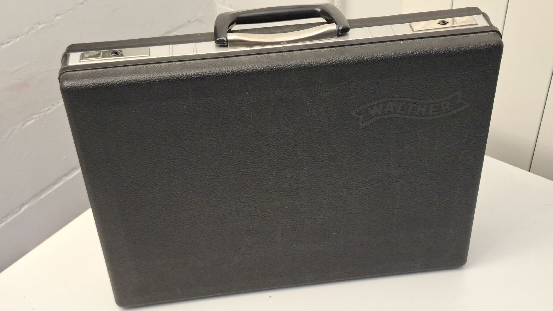 Valigie: Walther Pistolenkoffer – Usato da St.Gallen venduto da Pallomeri 2