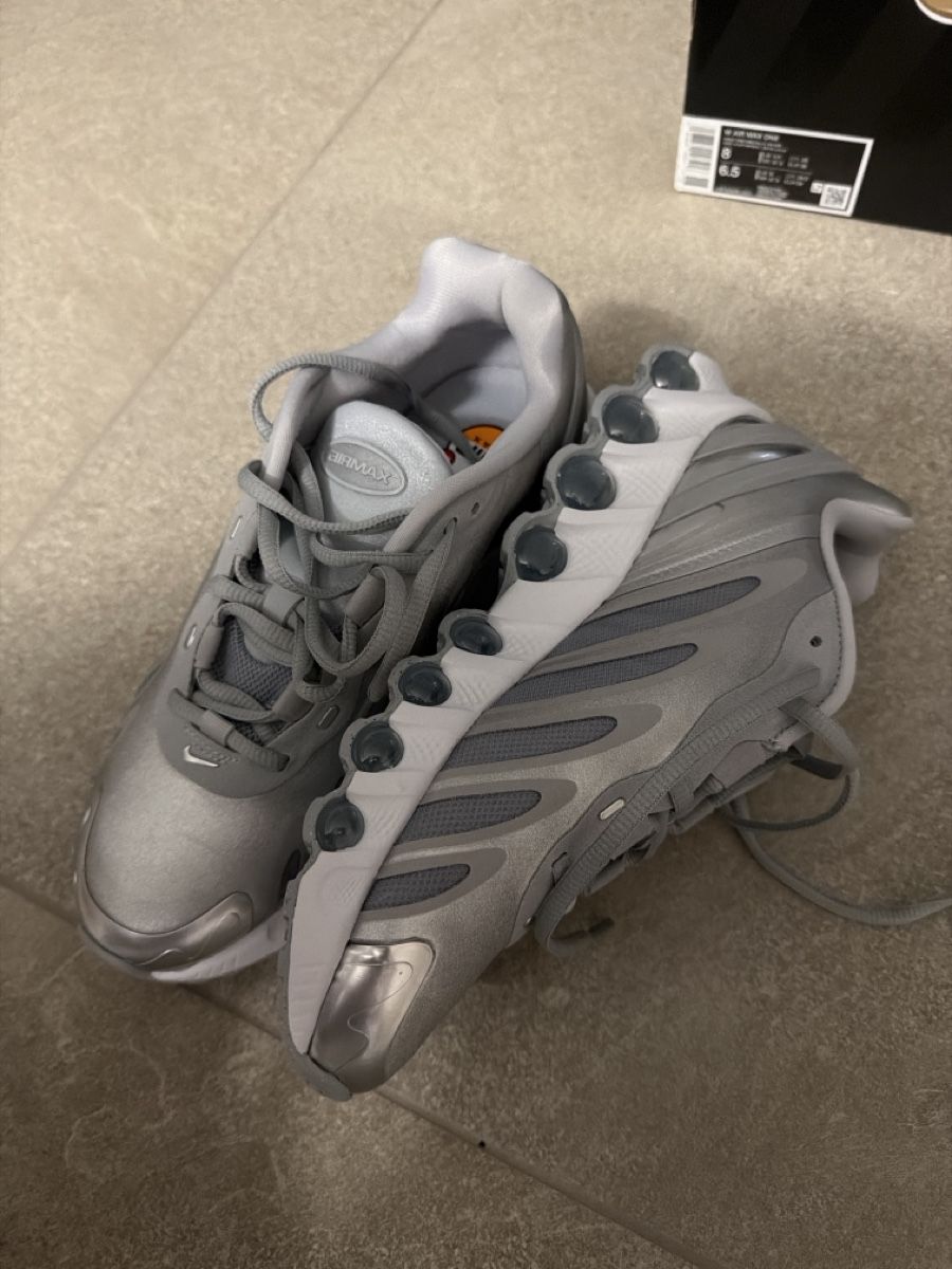 Nike Scarpe da donna: Nike W Air Max Dn8 Silver 39 – Nuovo (secondo la descrizione) da Massagno venduto da pokecoach 2