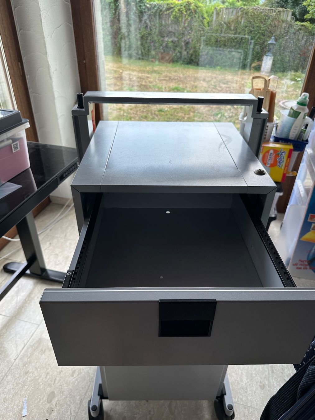 Eléments de bureau: Büro Rollcontainer – D'occasion à Unterengstringen par Patsch 2