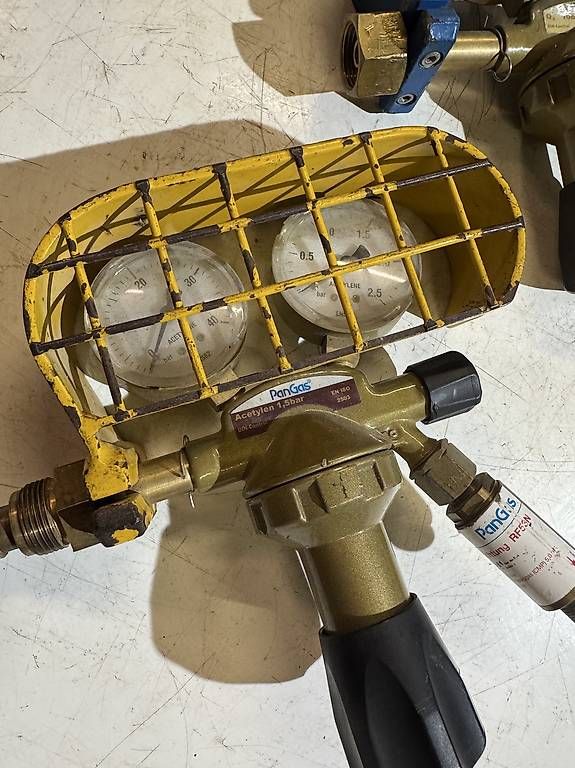 Löten & Schweissen: Gas und Sauerstoff Manometer Autogenschwwissen – Gebraucht aus Igis von Ricobmw 2